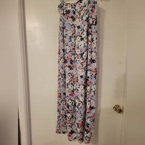 NEW WITH TAGS Long Floral Flowy and High Waisted Culotte Pants